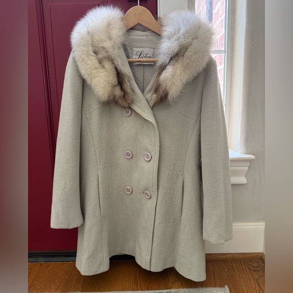 Vintage Lipton’s Women's Gray Coat with Fur Collar